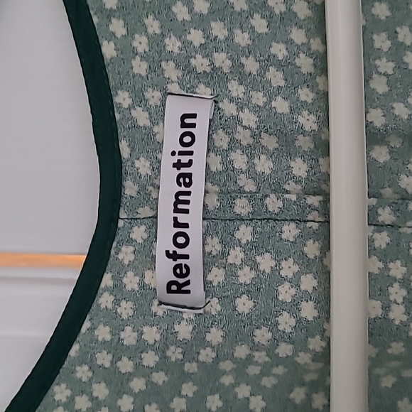 Reformation Christa puff sleeve wrap dress green floral small - Picture 6 of 9